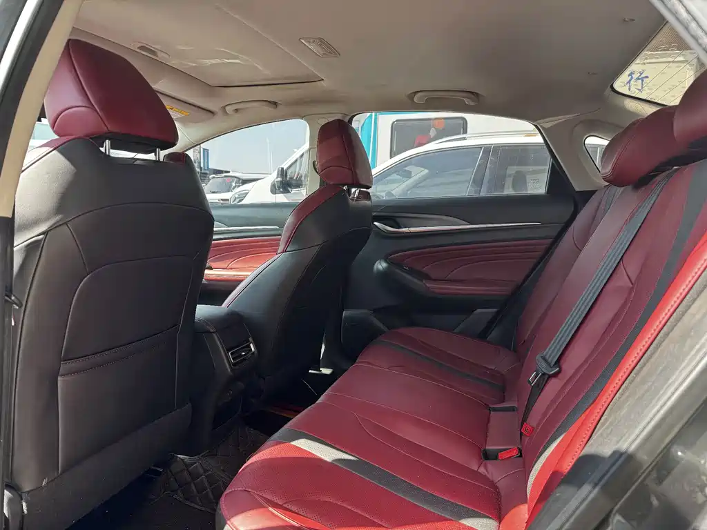 Changan Eado — миниатюра 9