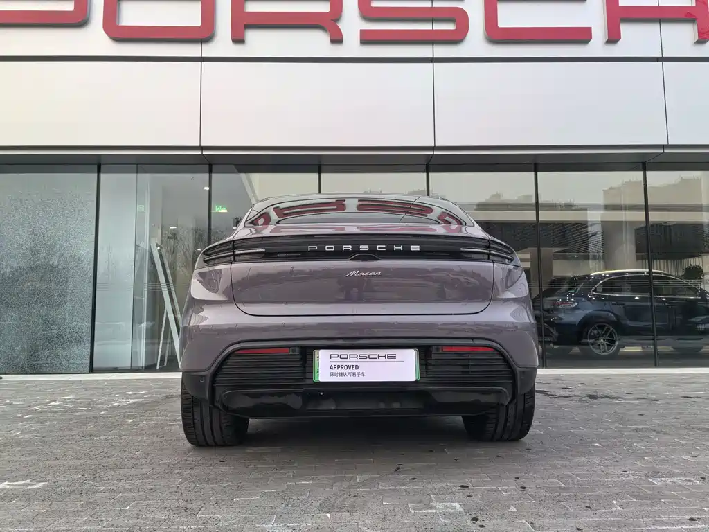 PORSCHE MACAN NEW ENERGY
