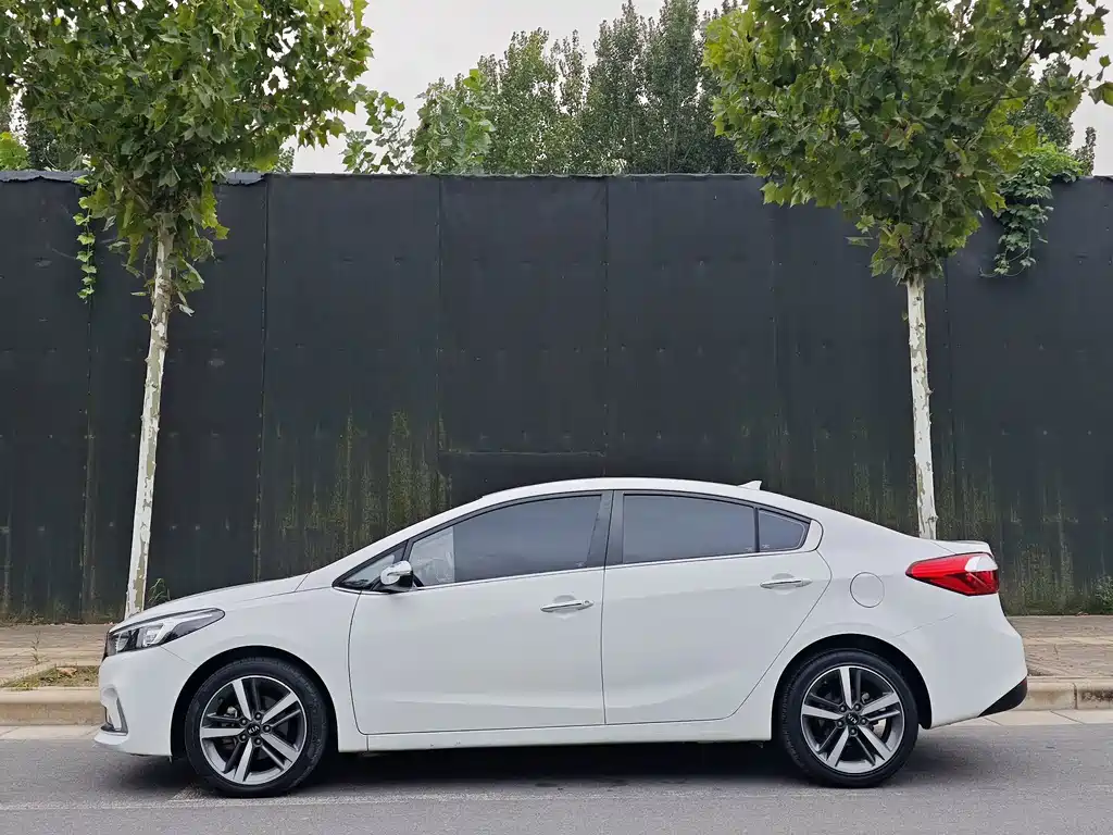 Kia K3 — миниатюра 5