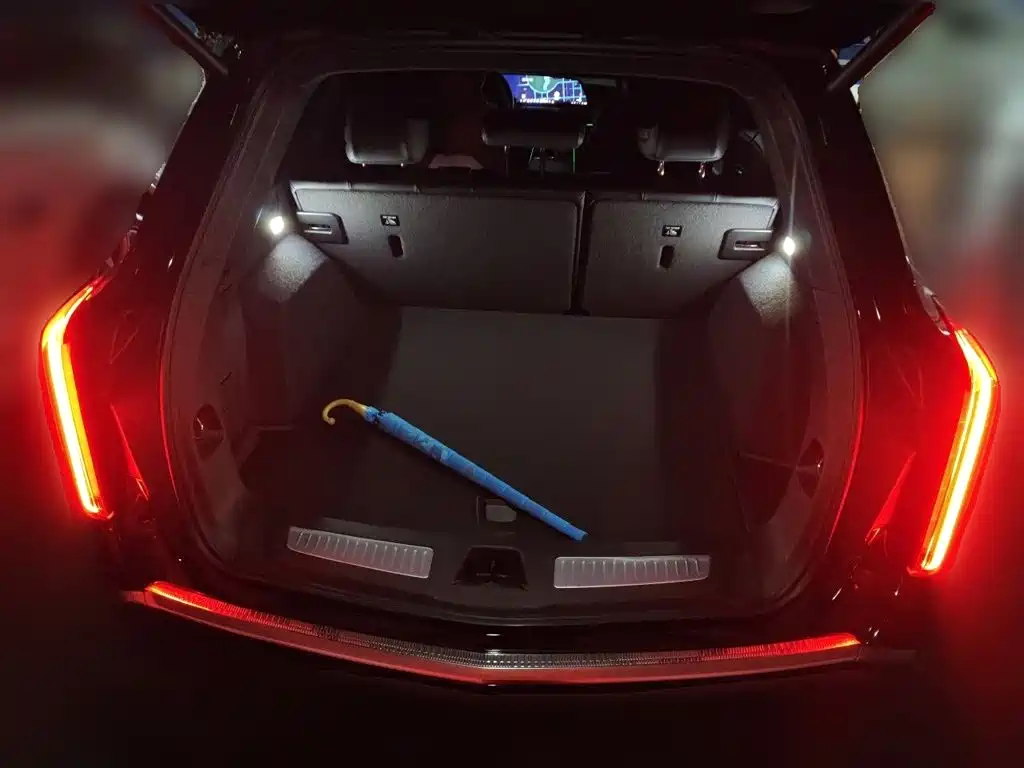 Cadillac XT5 — миниатюра 10