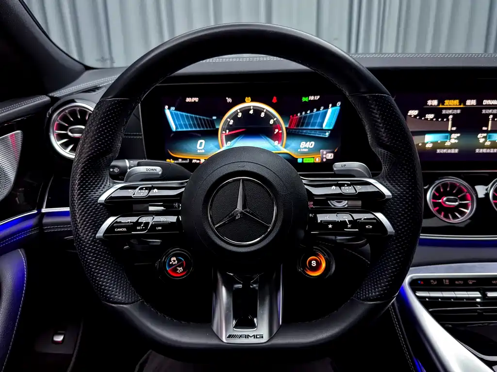 Mercedes-Benz AMG GT — миниатюра 16