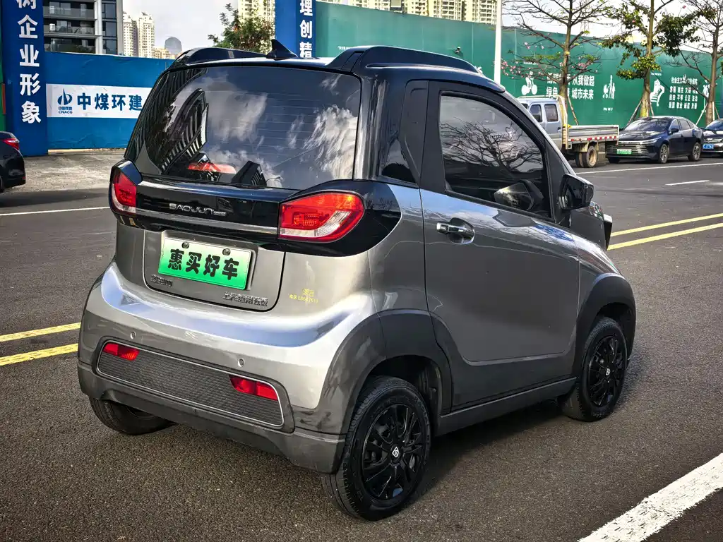 BAOJUN E100