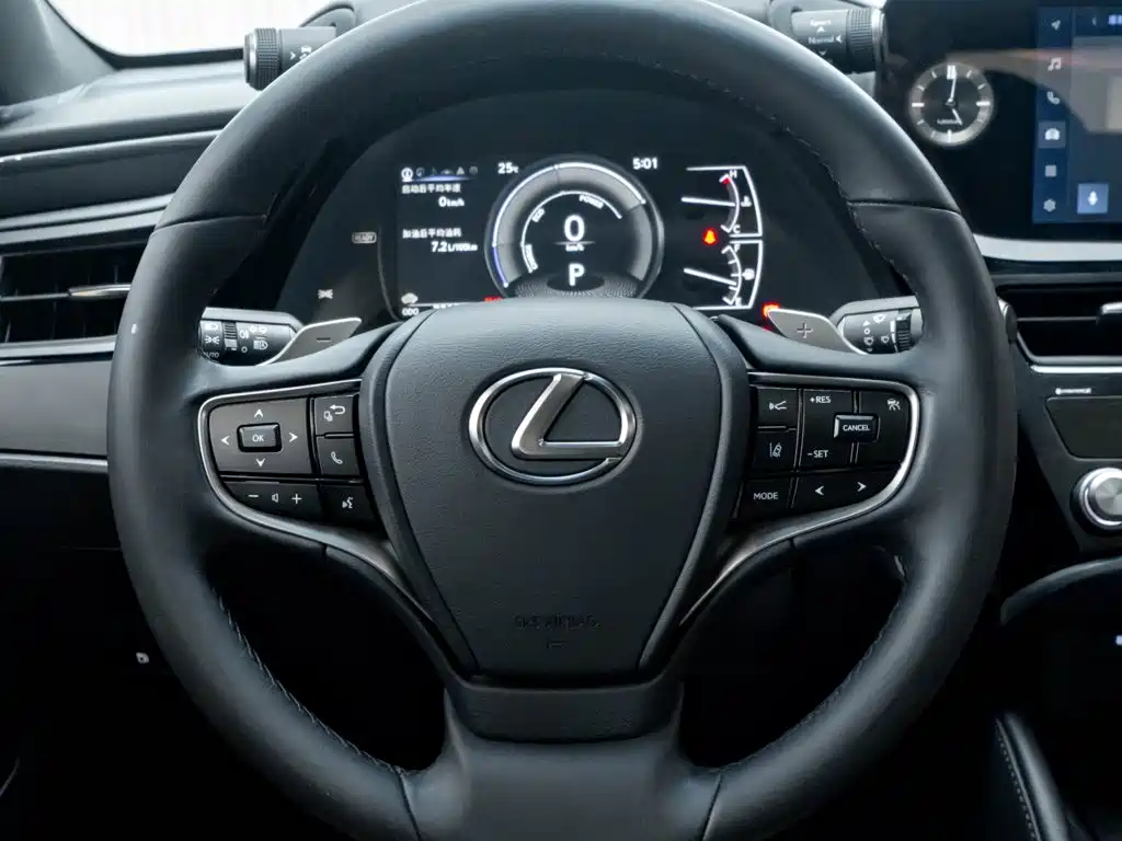 Lexus ES — миниатюра 15