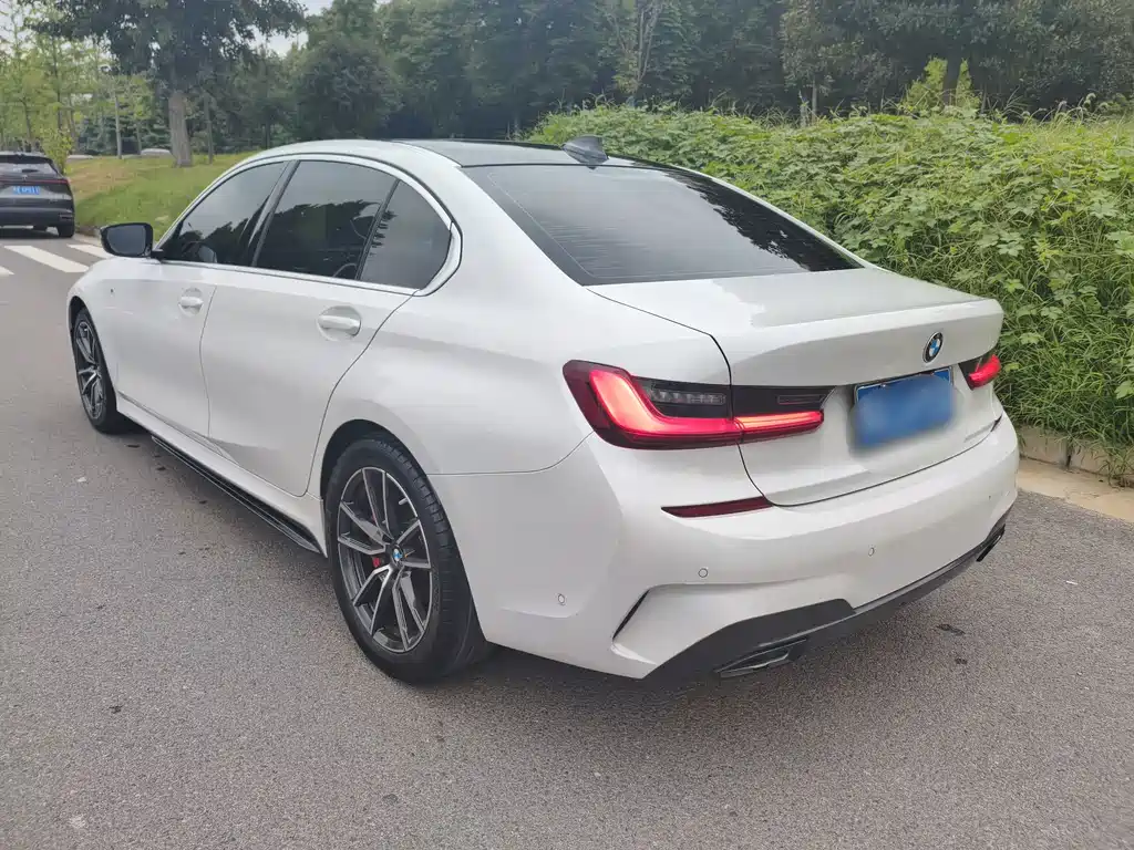 BMW 3 Series — миниатюра 7