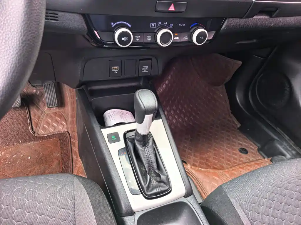 Honda Fit — миниатюра 13