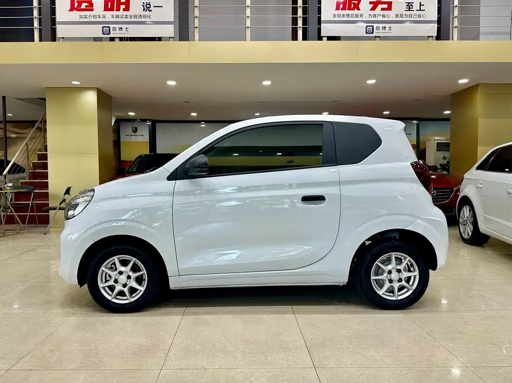 Roewe Clever — миниатюра 2
