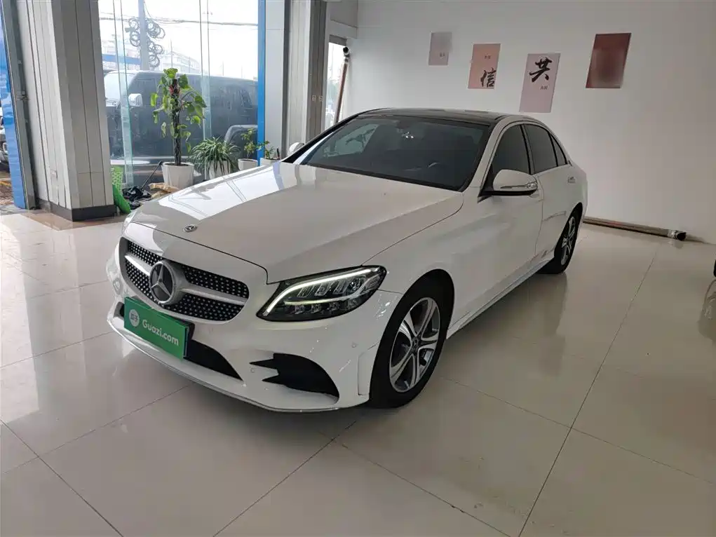 Mercedes-Benz C-Class 2019