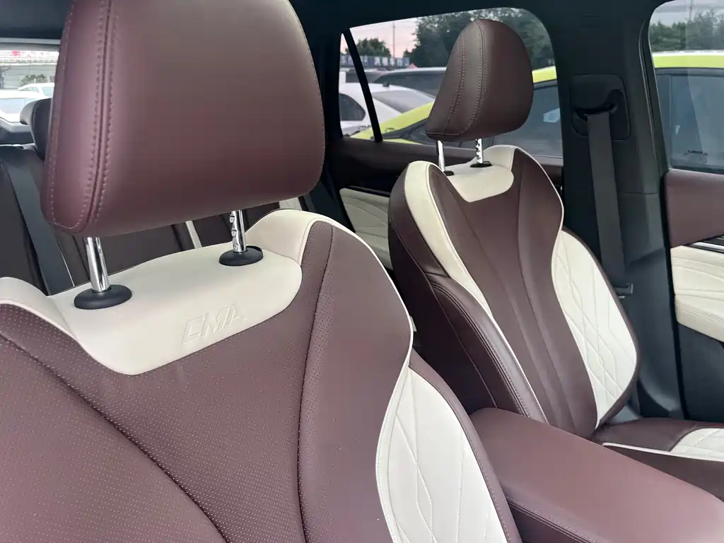 Geely Xingyue L — миниатюра 22