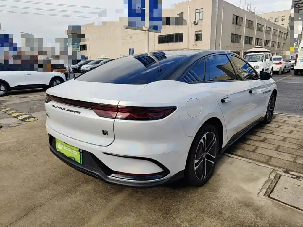 BYD Han — миниатюра 7
