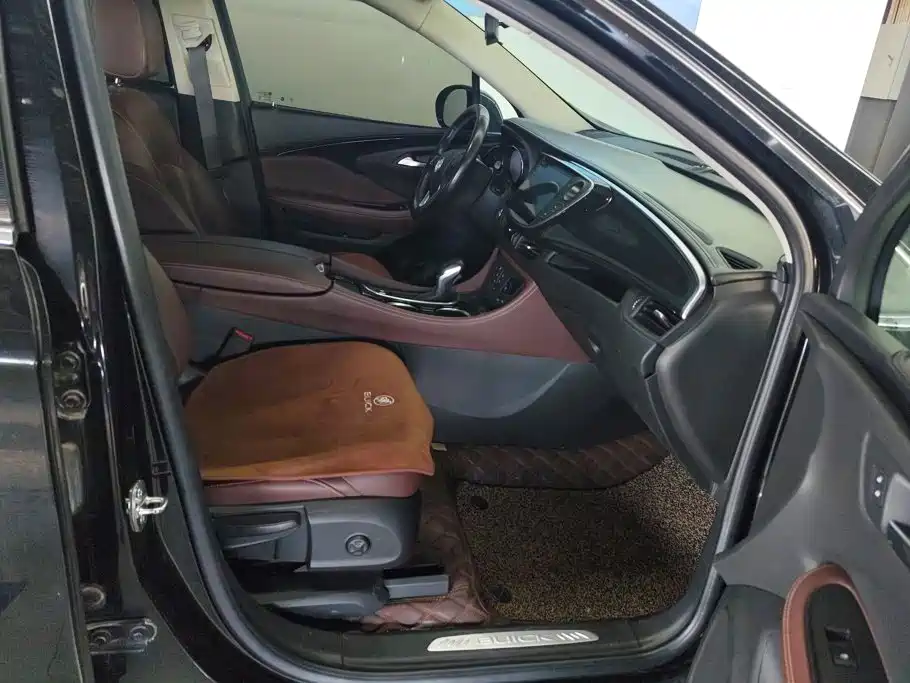 Buick Envision Plus — миниатюра 8