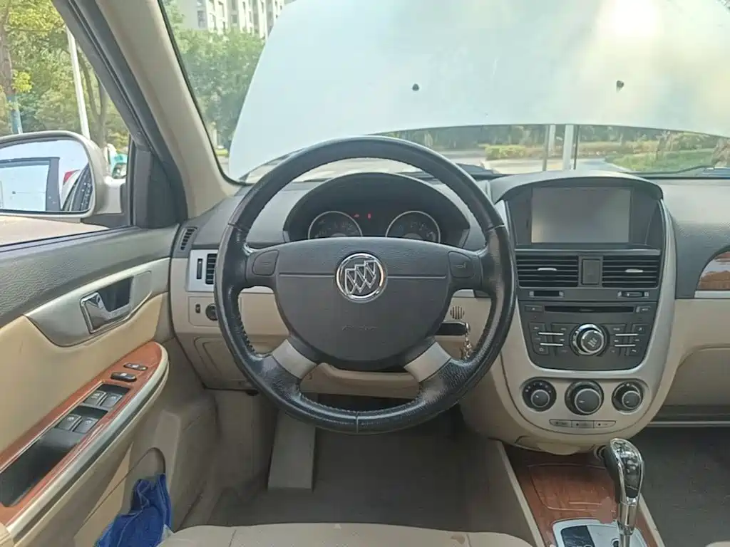 Buick Excelle — миниатюра 11