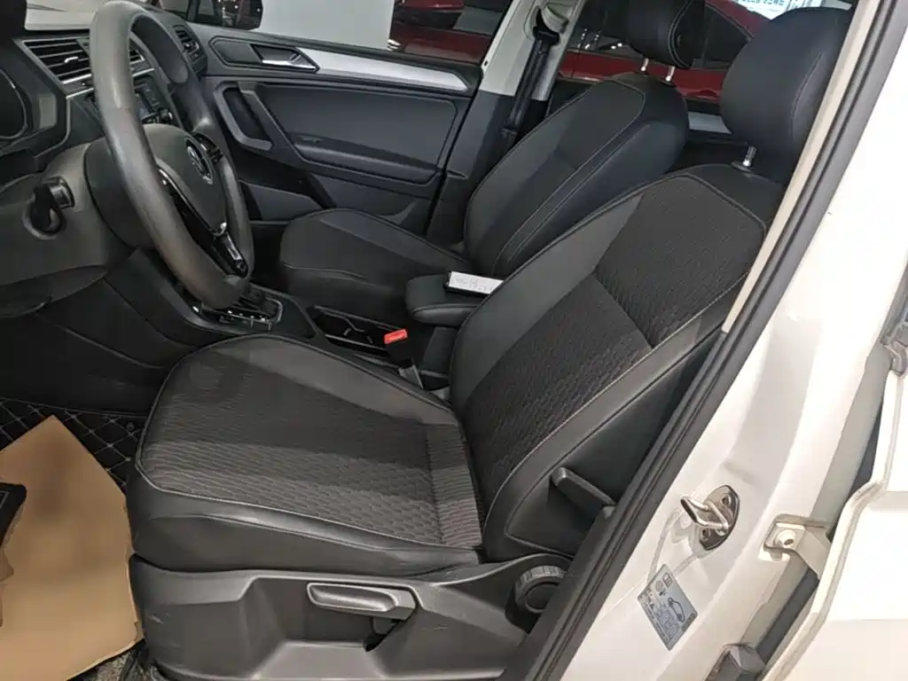 Volkswagen Tiguan L — миниатюра 15
