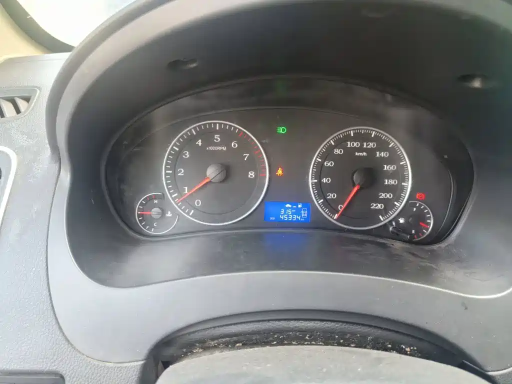 Geely King Kong — миниатюра 12