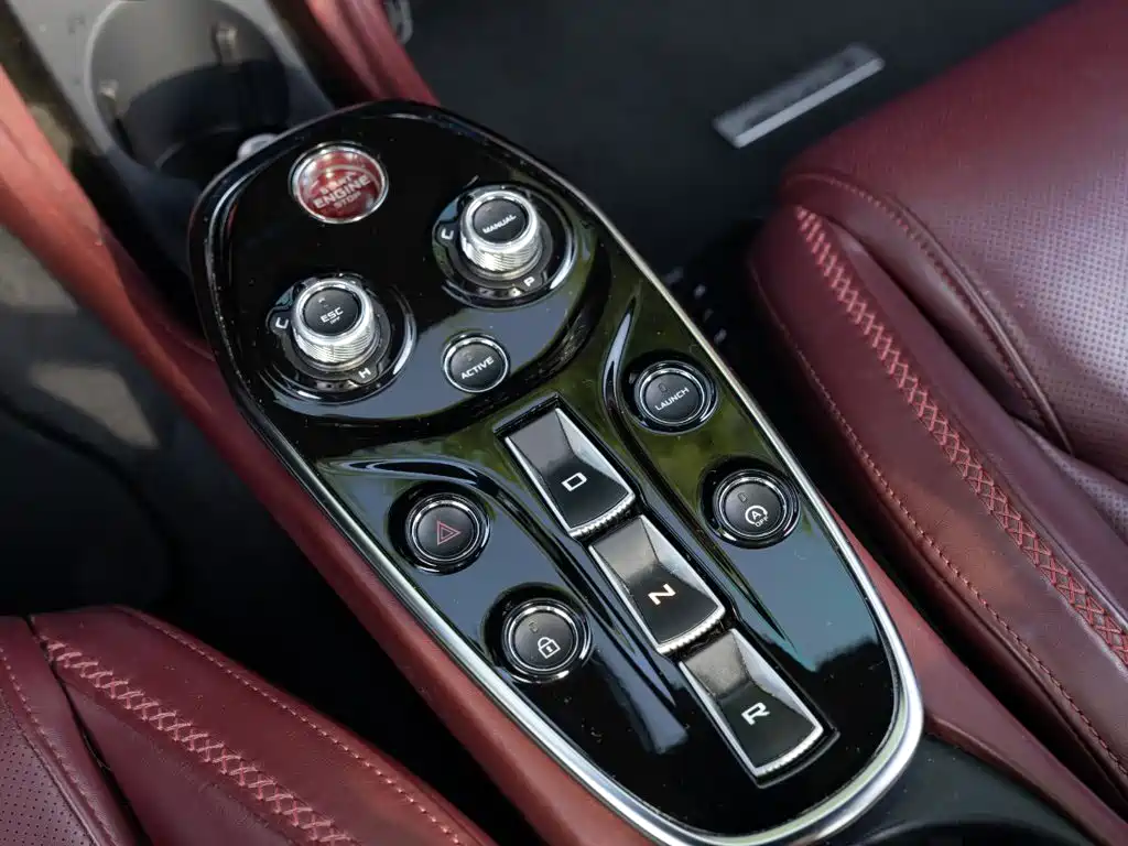 McLaren GT — миниатюра 14