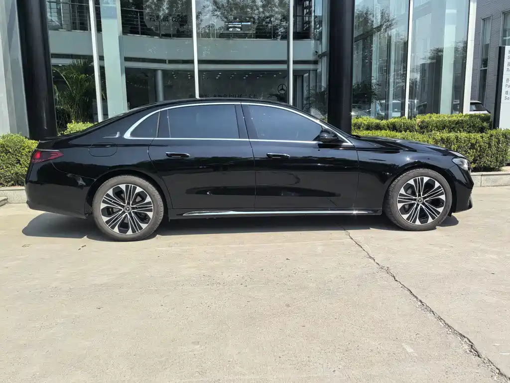 Mercedes-Benz E-Class E 2025 E 300 L Luxury