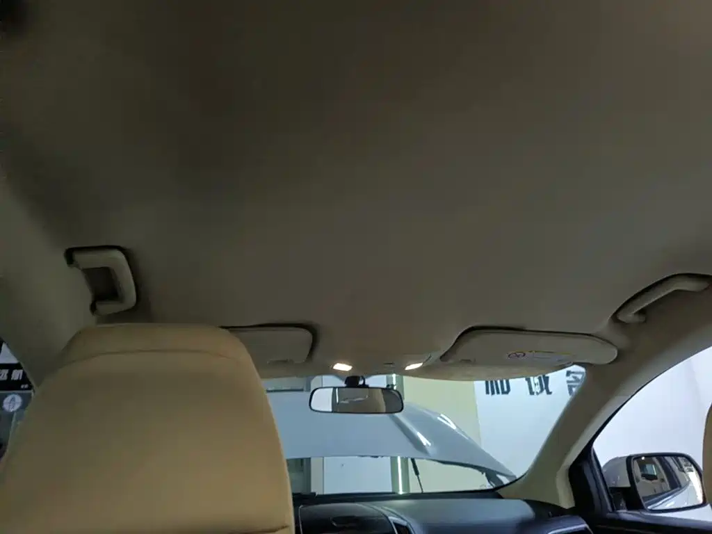 Ford Edge — миниатюра 18