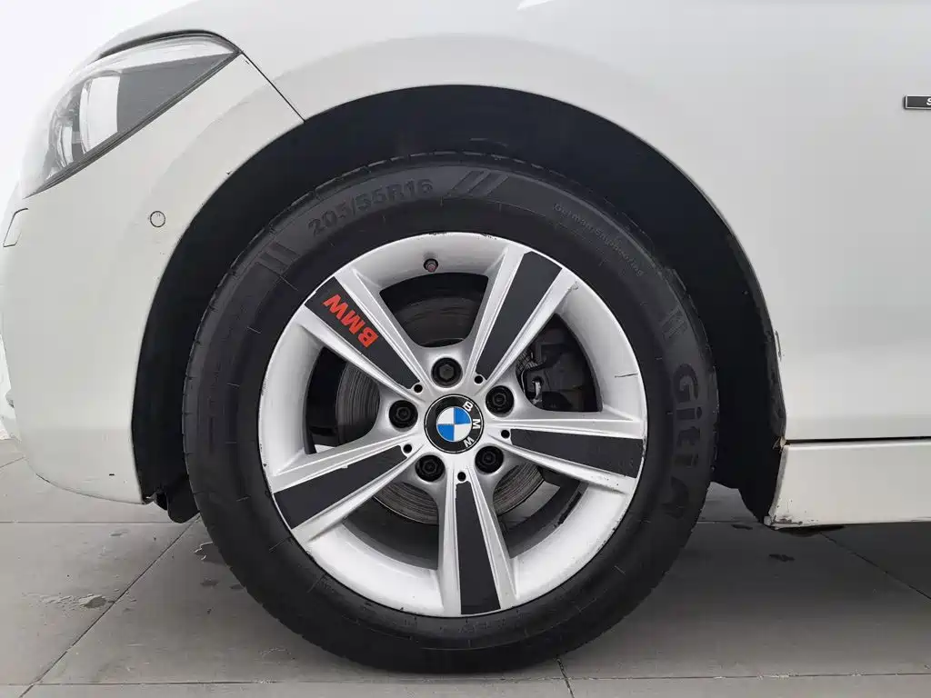 BMW 1 Series (Import) — миниатюра 17
