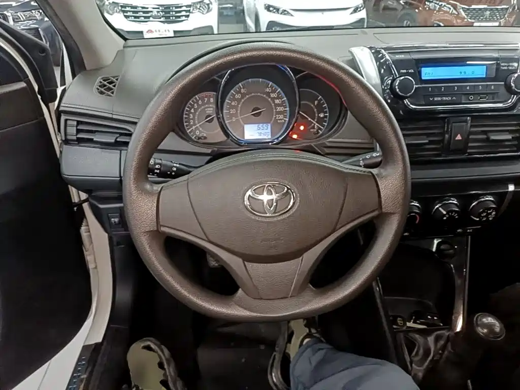 Toyota Vios — миниатюра 11