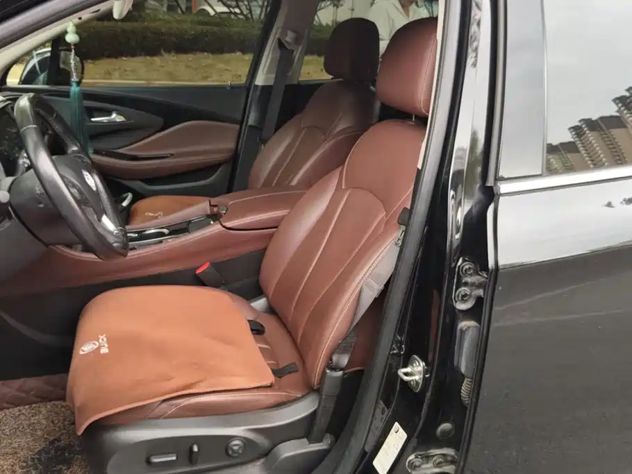Buick Envision Plus — миниатюра 9