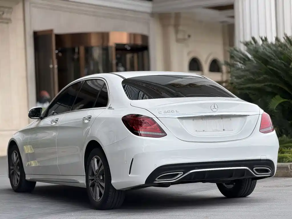 Mercedes-Benz C-Class — миниатюра 10