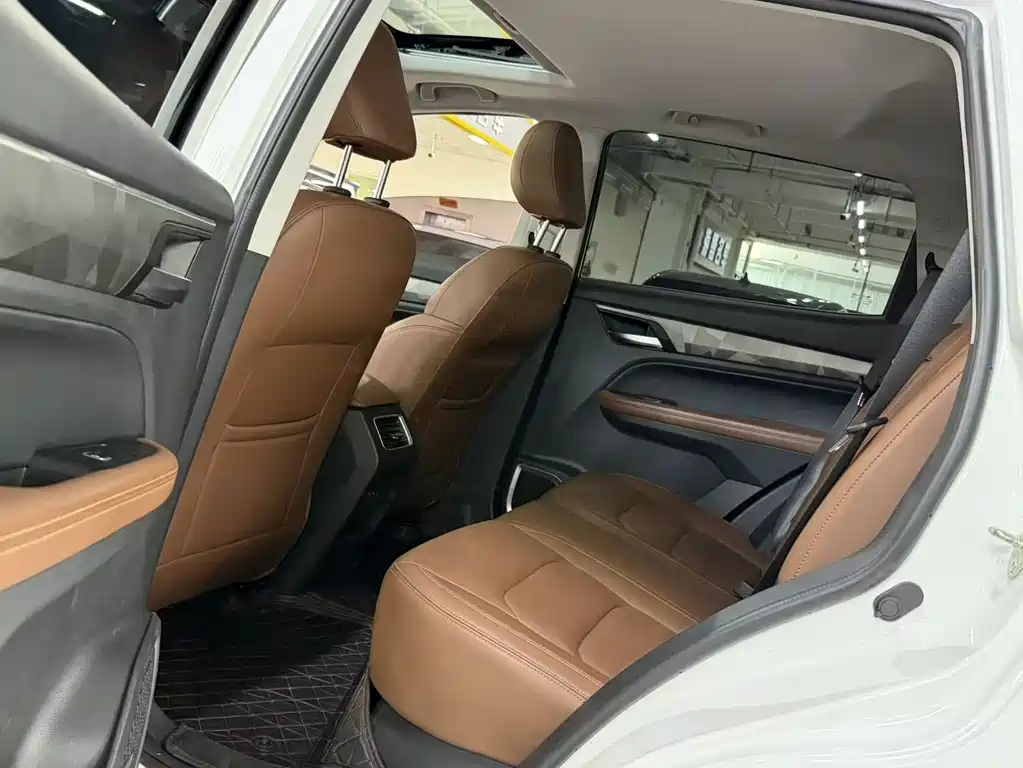 Geely Vision X6 — миниатюра 5