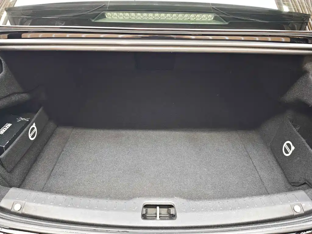 Volvo S90 — миниатюра 22