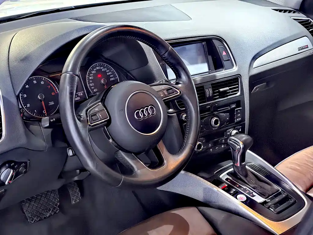 Audi Q5 — миниатюра 11