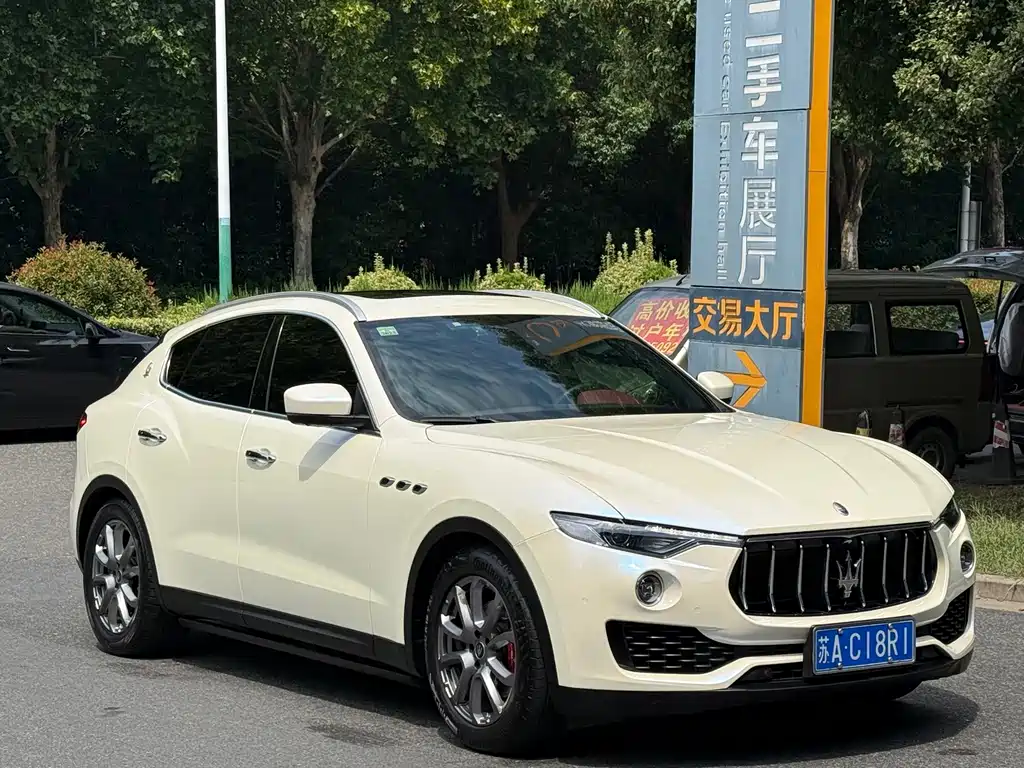 Maserati Levante — миниатюра 3