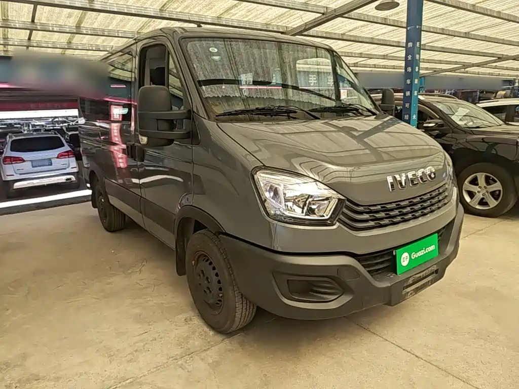 IVECO Ousheng — миниатюра 4