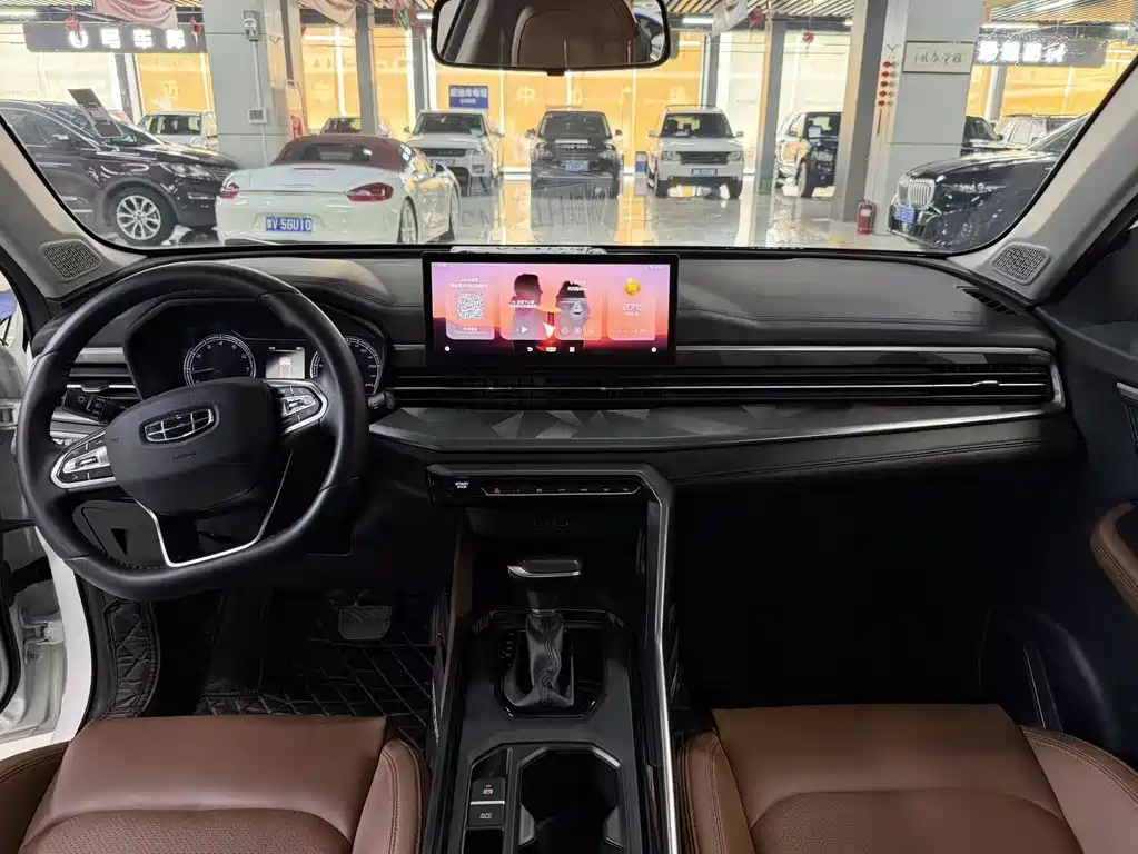Geely Vision X6 — миниатюра 6