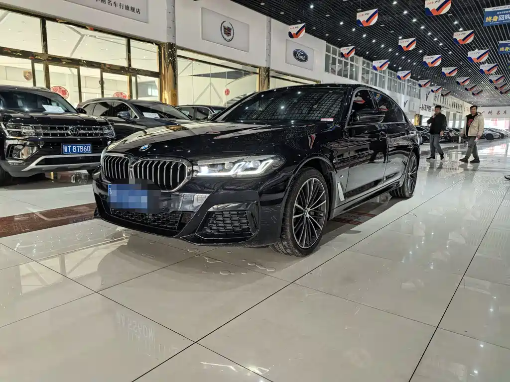 BMW 5 Series 2024