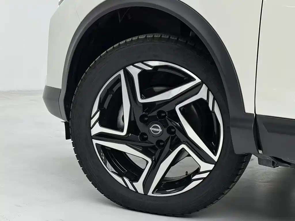 Nissan Qashqai — миниатюра 20