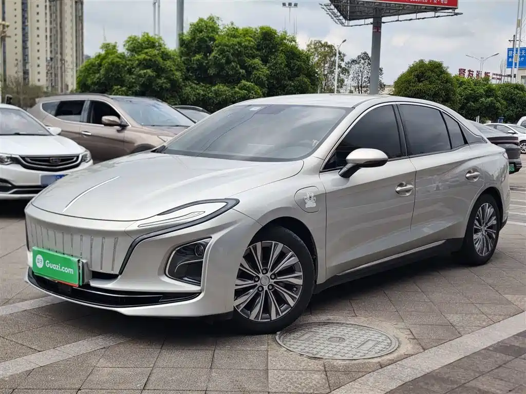 Hongqi Hongqi E-QM5 2023