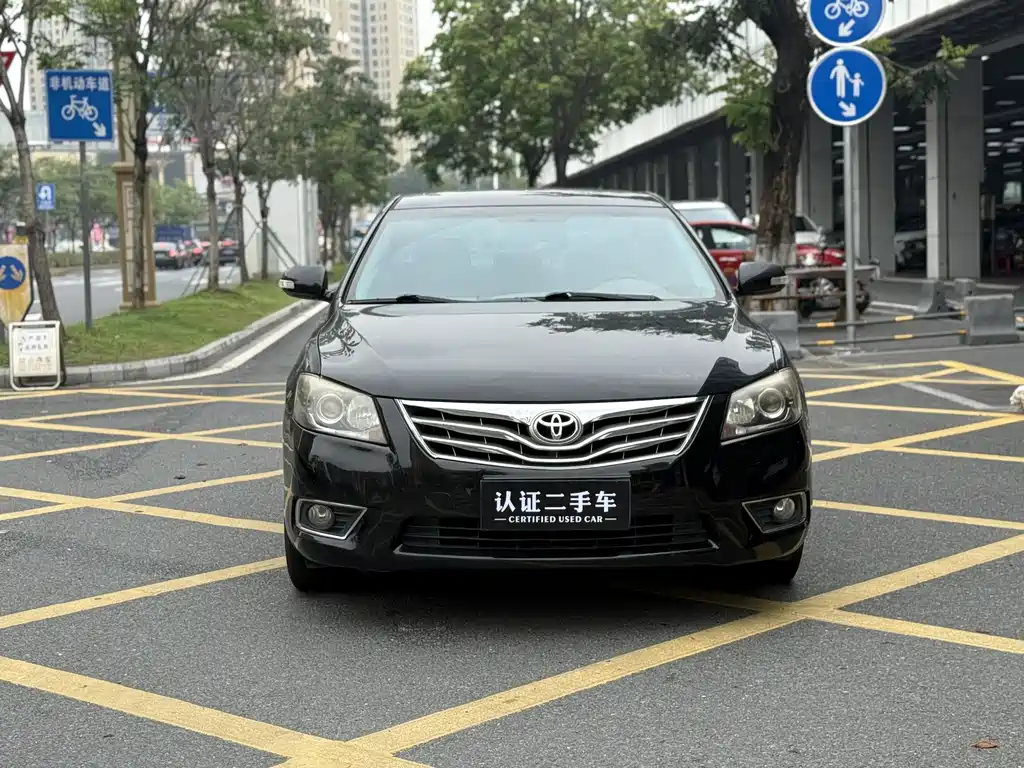 Toyota Camry 2013 200G Luxury
