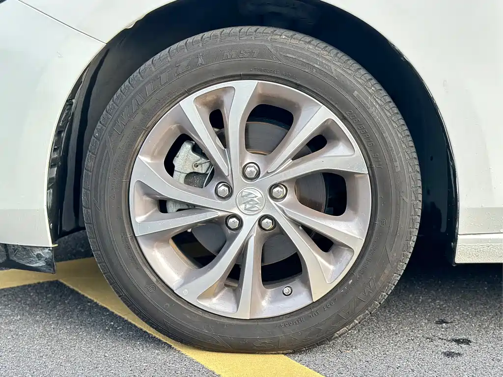 Buick Verano — миниатюра 9