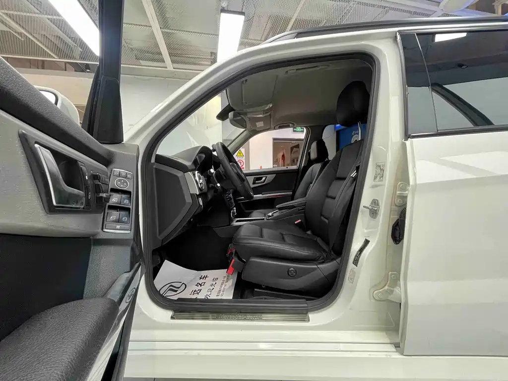 Mercedes-Benz GLK-Class — миниатюра 4