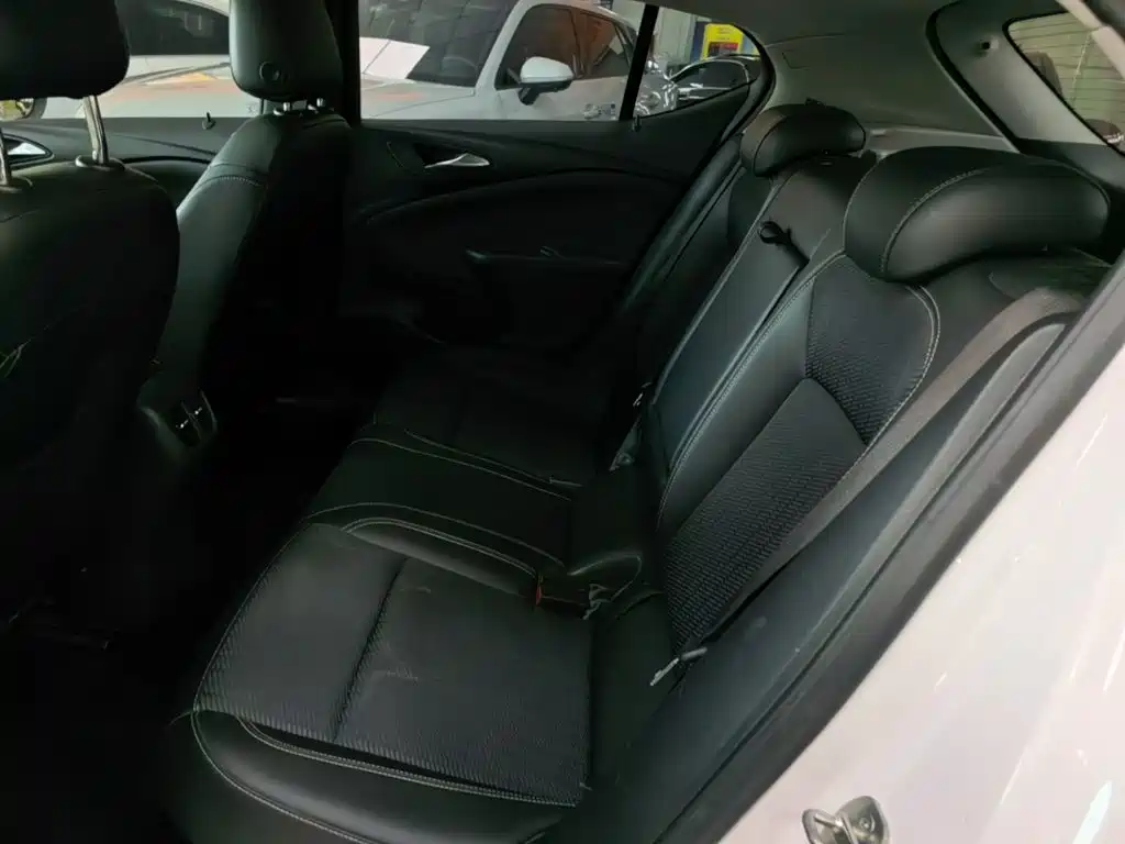 Buick Verano — миниатюра 17