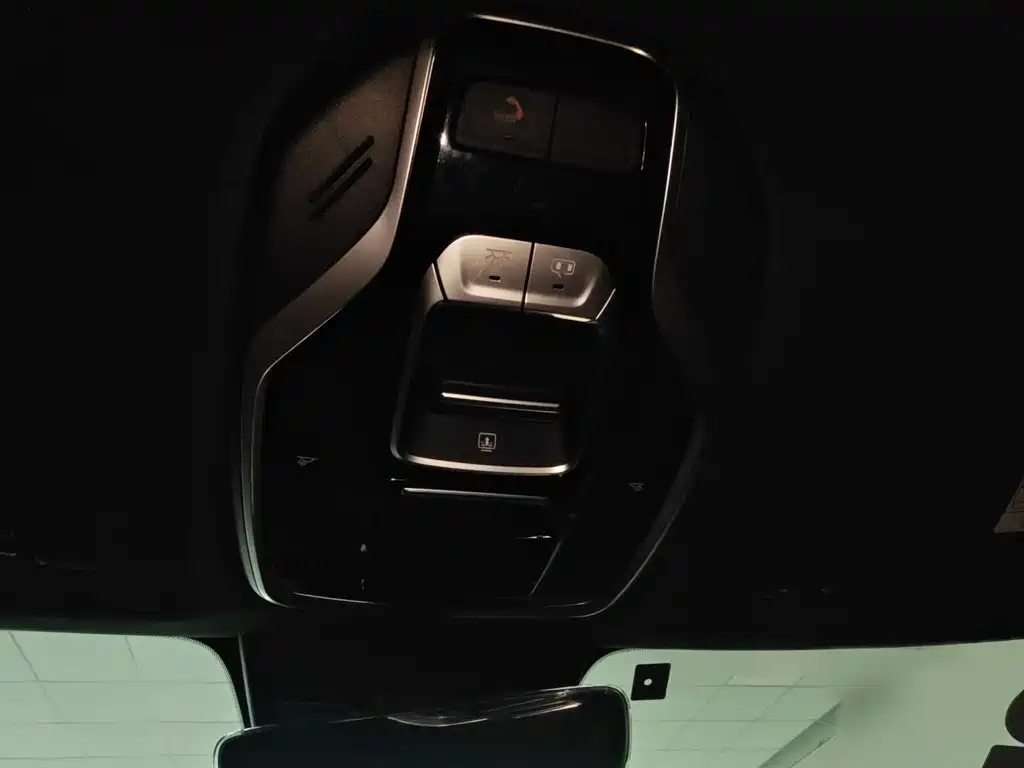 Geely Icon — миниатюра 10