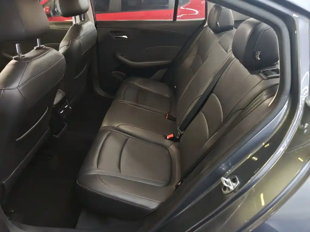 Roewe i5 — миниатюра 17