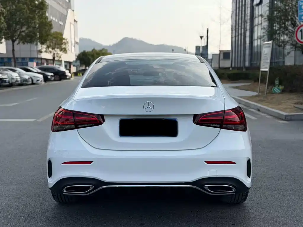 MERCEDES-BENZ A CLASS