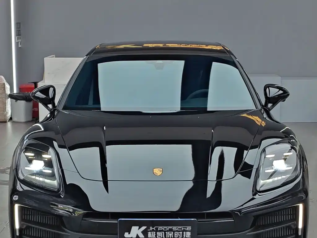 Porsche Panamera — миниатюра 2