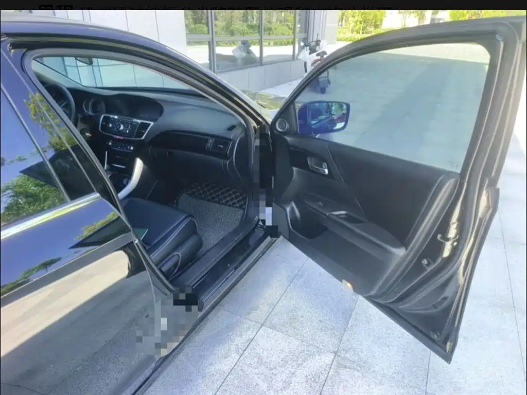 Honda Accord — миниатюра 16