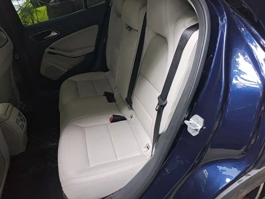 Mercedes-Benz GLA — миниатюра 17