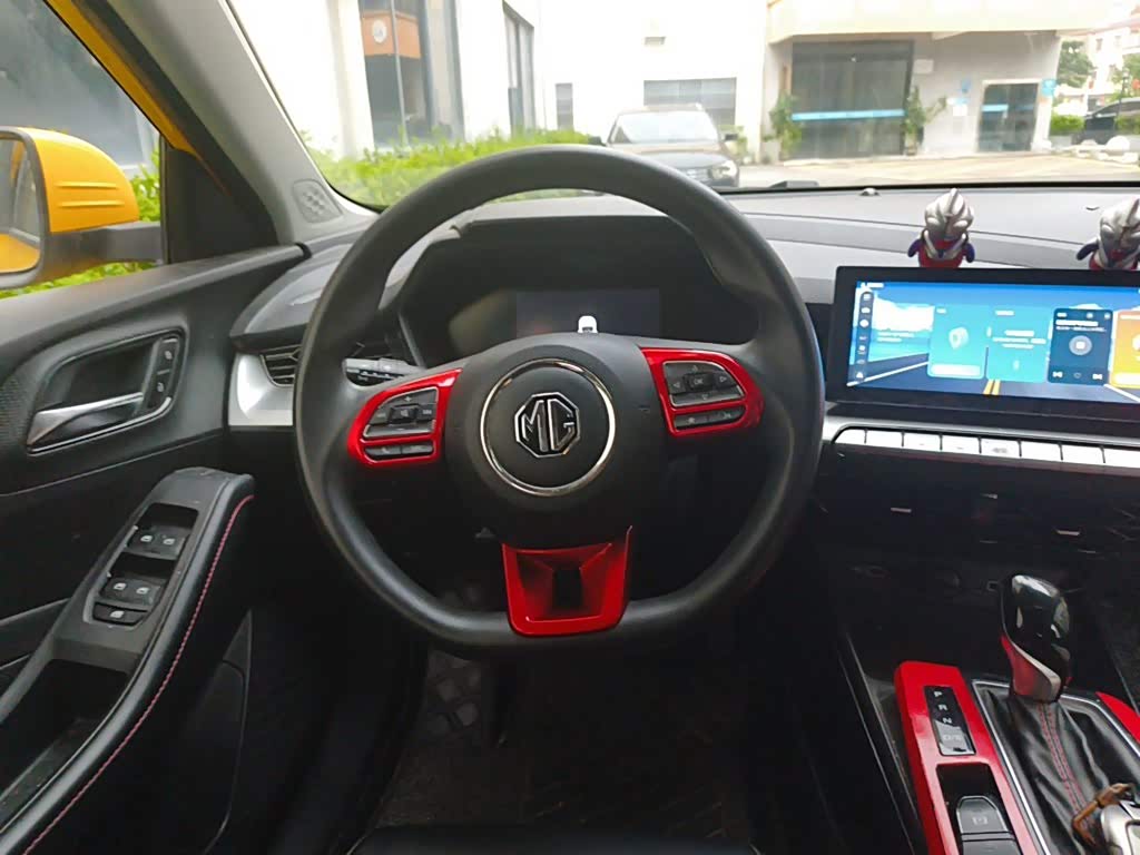 MG MG5 1.5 л 2021 г. желто-оранжевый, пробег 36900 км