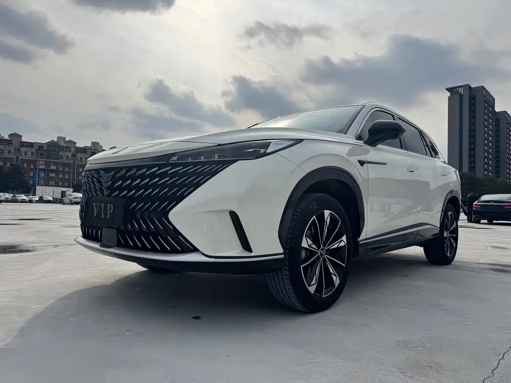 Roewe RX5