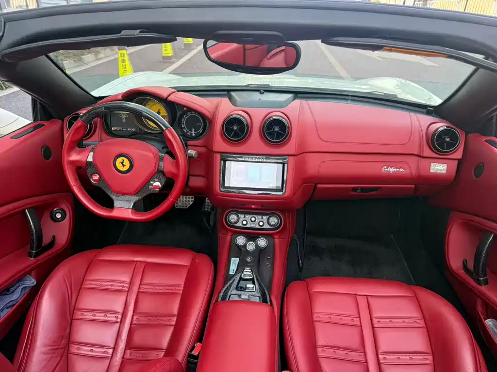 Ferrari California T 2009 4.3L
