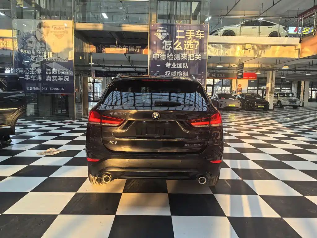 BMW X1