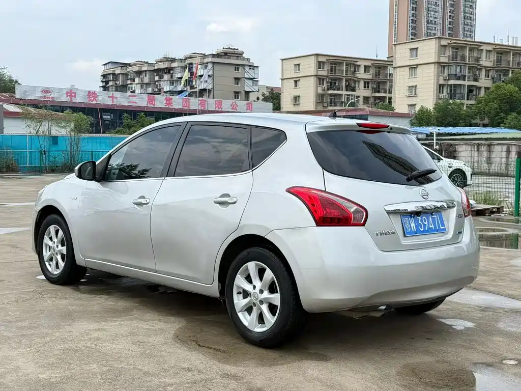Nissan Tiida — миниатюра 5