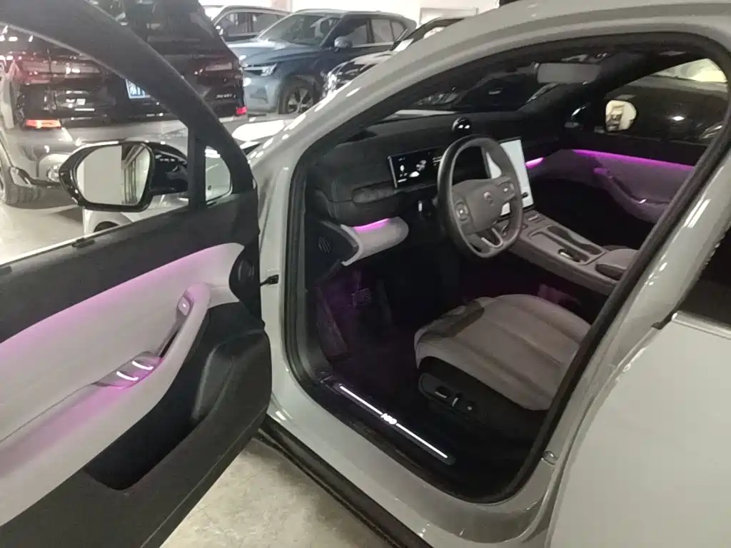 NIO EC6 — миниатюра 16
