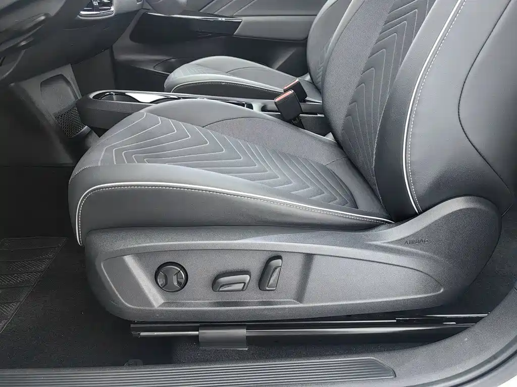 Volkswagen ID.3 — миниатюра 20